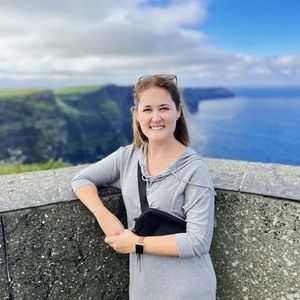 Meet your Posher, Rebecca